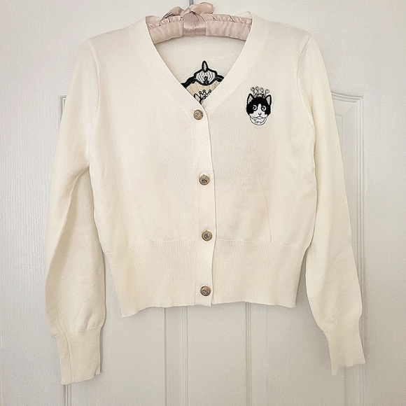 188. Cat Cardigan - Picture 2 of 10